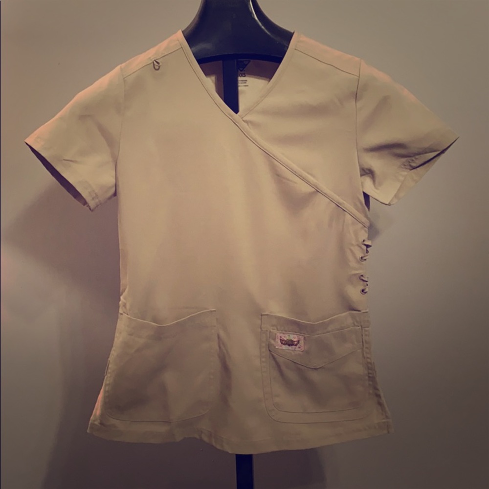 Cream scrubs top